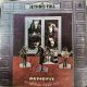 JETHRO TULL - BENEFIT PLAK
