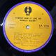 SHIRLEY BASSEY - NOBODY DOES IT LIKE ME PLAK