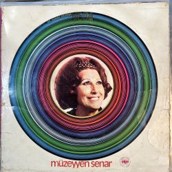 MÜZEYYEN SENAR - 40. SANAT YILINDA VEDA PLAK