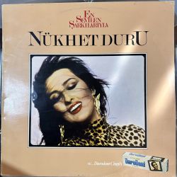 EN SEVİLEN ŞARKILARIYLA NÜKHET DURU PLAK