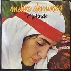 MELİKE DEMİRAĞ - '79 YILINDA PLAK