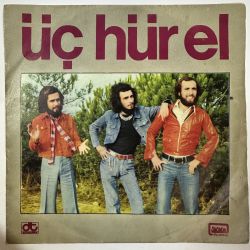 ÜÇ HÜREL - AĞLARSA ANAM AĞLAR / KARA YAZI 45'LİK PLAK