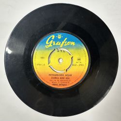 ZEKİ MÜREN - MEYHANELERDE AKŞAM OLUNCA BENİ ARA / GÖZLERİN NEDEN ÇOK GÜZEL BUGÜN 45'LİK PLAK